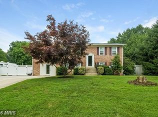 11628 Rivershore Dr, Dunkirk, MD 20754