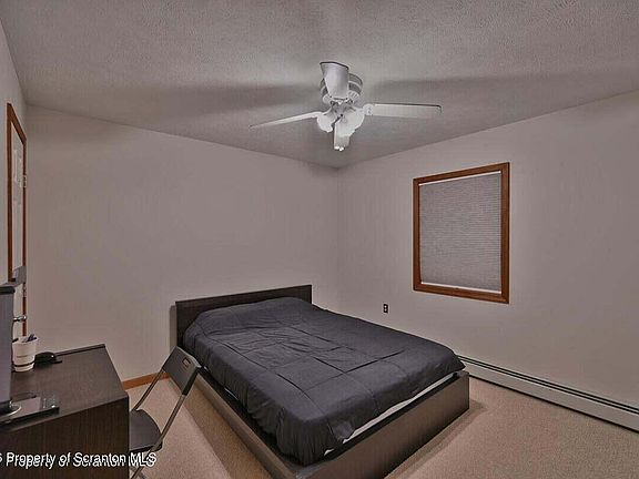 4th image of 93 Bender Rd