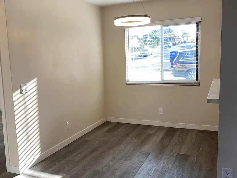 2813 Menlo Ave — Photo 22