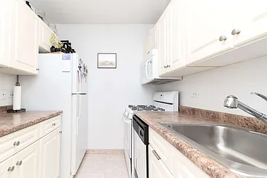 Rented by PocketBroker Inc