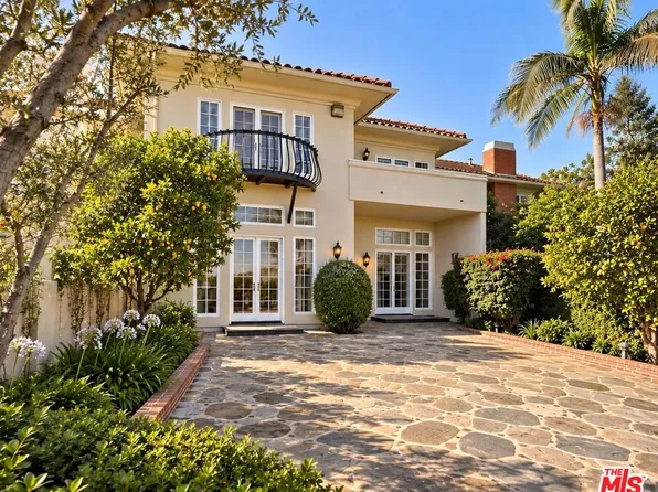 2282 Canyonback Rd, Los Angeles, CA 90049