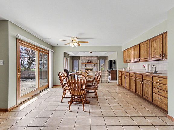 5th image of 9241 Monix Dr