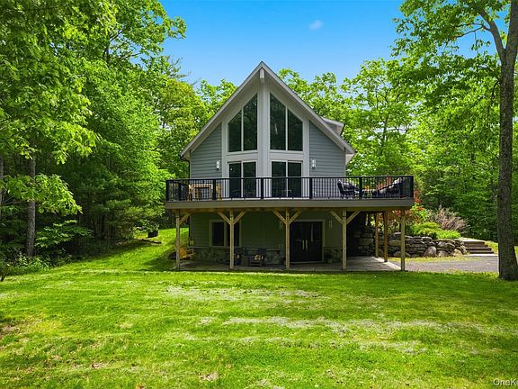 4th image of 21 Woodland Lane