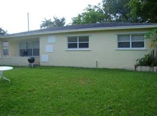 8215 SW 63rd Ct, Miami, FL 33143