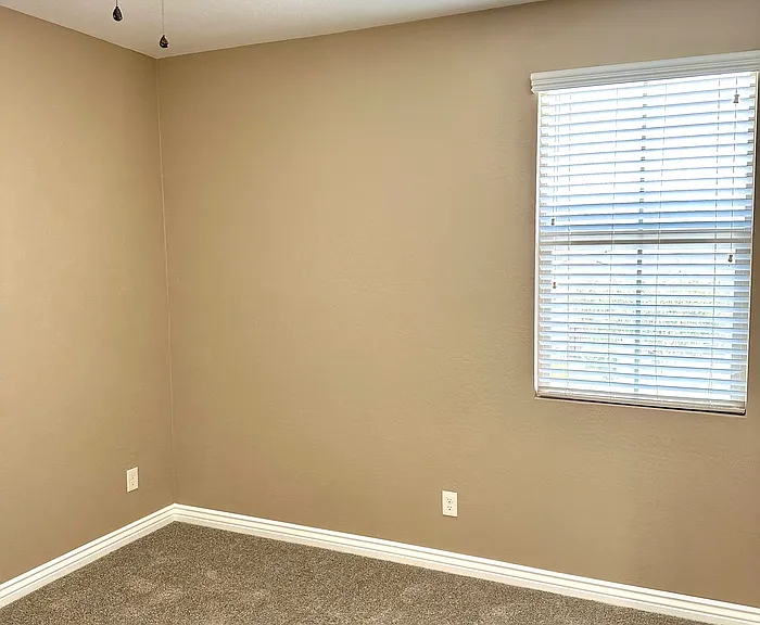 2930 E Sunland Ave — Photo 27