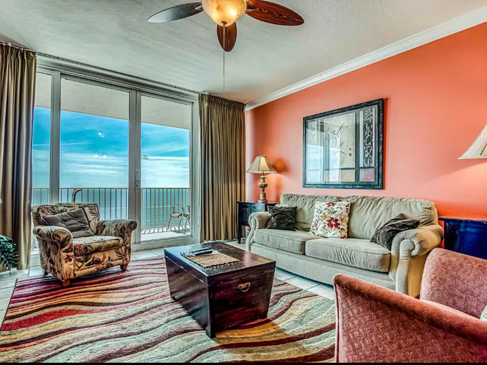 365 E Beach Blvd #ID1586536P