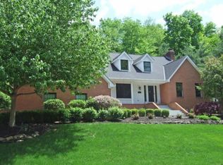 7734 Seminary Rdg, Columbus, OH 43235