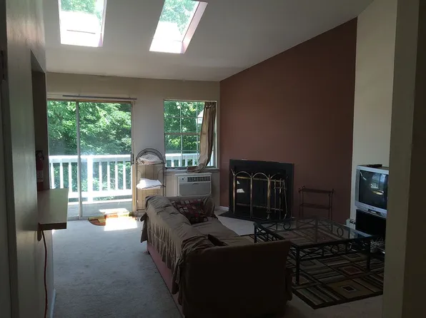 2 Lexington Hl, Harriman, NY 10926