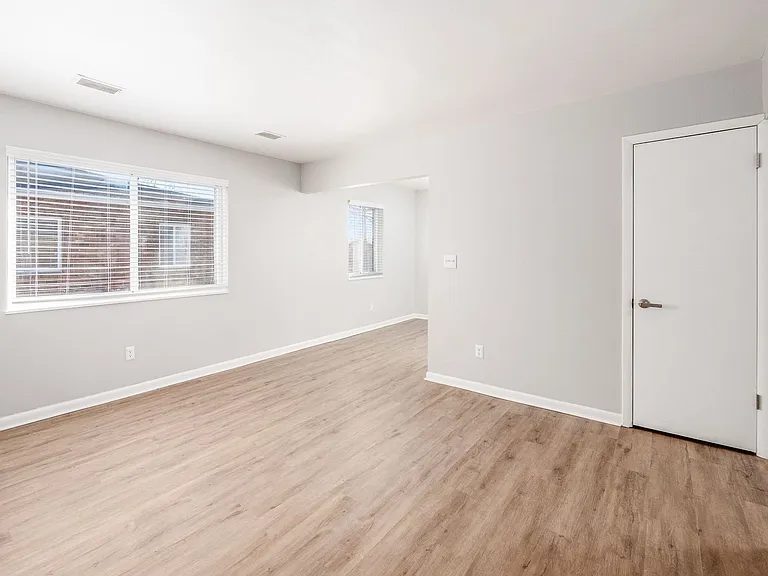 620 Riverview Dr #2 — Photo 8