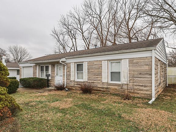 2nd image of 60 Holiday Ln