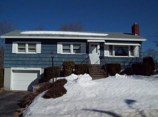 11 Roberta Ln, Lawrence, MA 01843