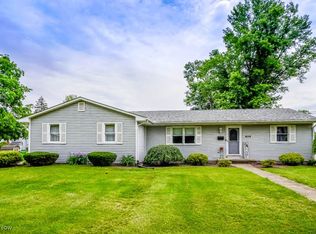 806 9th St SW, Massillon, OH