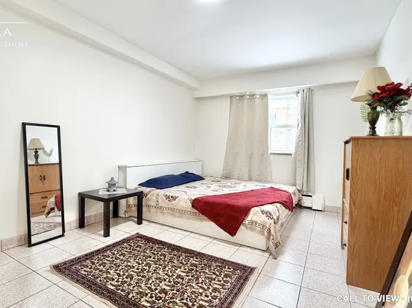 56 Garthdale Ct #1, Toronto, ON M3H 5P9