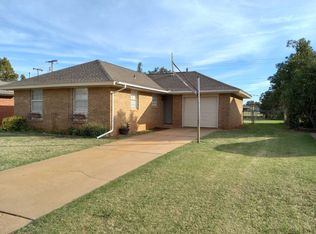 205 W Okarche Ave, Okarche, OK 73762