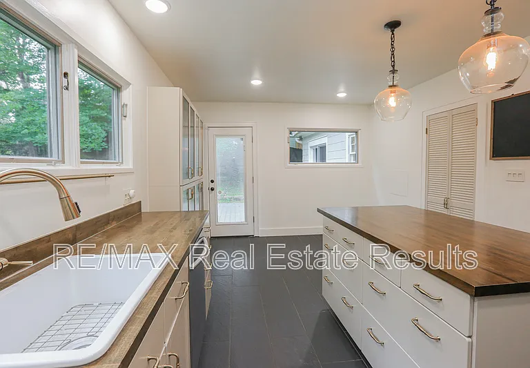 610 N Olive Ave — Photo 22