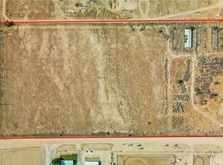 20250 Poppy St, Apple Valley, CA 92308