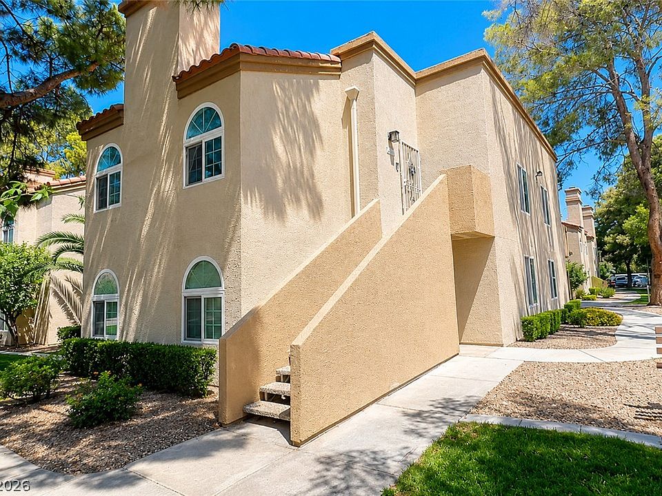 1st image of 3145 E Flamingo Rd APT 2104
