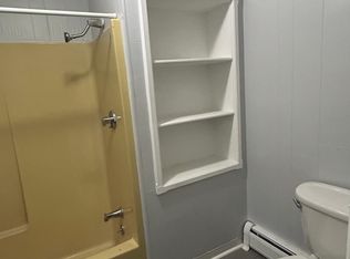 1 Dexter Ct APT 4, Pawtucket, RI 02860