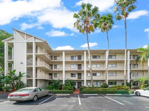 6655 Kensington Lane #302, Delray Beach, FL 33446