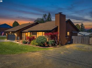 1601 Maple St, Myrtle Point, OR 97458