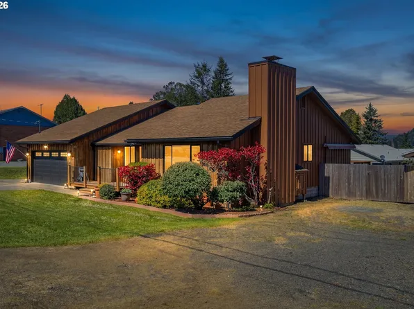 1601 Maple St, Myrtle Point, OR 97458