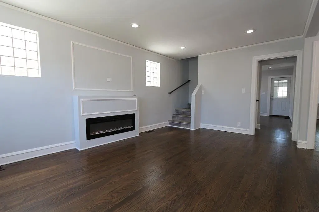 4 bed, 1349 sqft, $3,000 — Photo 3