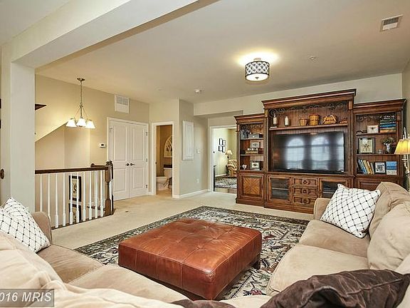 4th image of 7412 Brunson Cir #5P