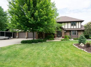 2822 Shorehaven Ct, Oshkosh, WI 54904