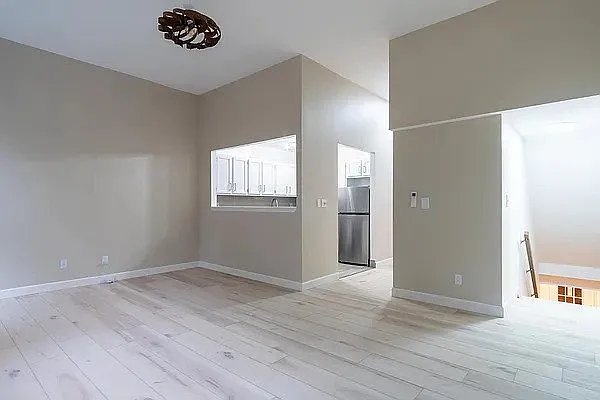 Rented by Elegran | media 6