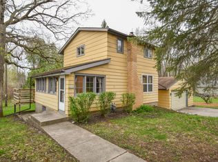 N4120 Sleepy Hollow Rd, Cambridge, WI 53523