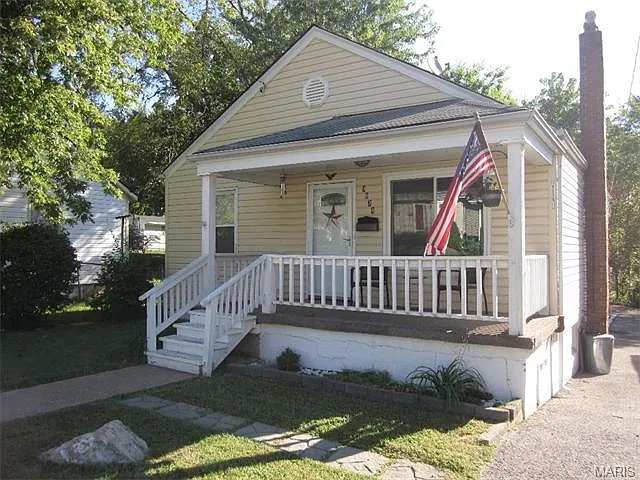 9938 Brook Ave photo 1