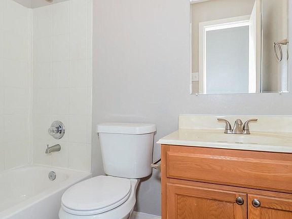 3rd image of 771 Balsam Crossing Ln