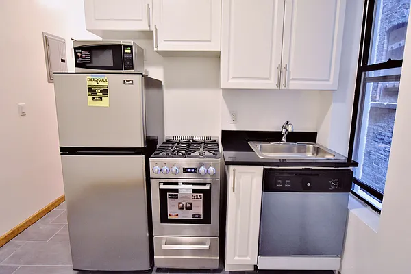 Rented by Bold New York | media 9