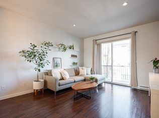 7348 192a St #6, Surrey, BC V4N 6J2