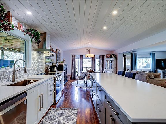 5th image of 2339 Gould Rd E