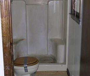 4th image of 24100 Bancroft Dr