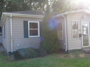 312 E West St, Georgetown, IL 61846