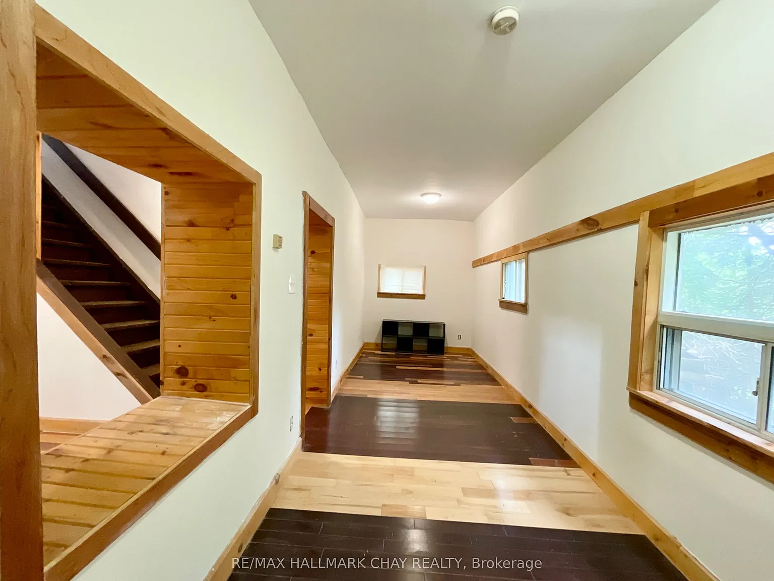 4 bed, $2,850 — Photo 4
