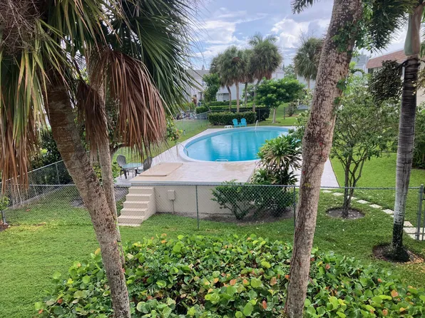 1062 Hartley Ave Unit 208, Marco Island, FL 34145