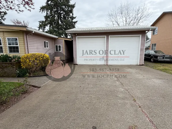 2329 A St, Hubbard, OR 97032
