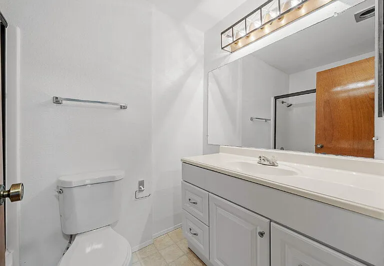 8308 Regents Rd #2E — Photo 22
