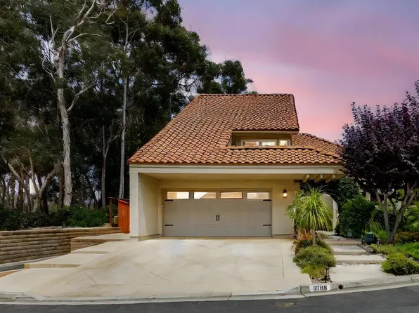 2708 Grove Ave, Carlsbad, CA 92008