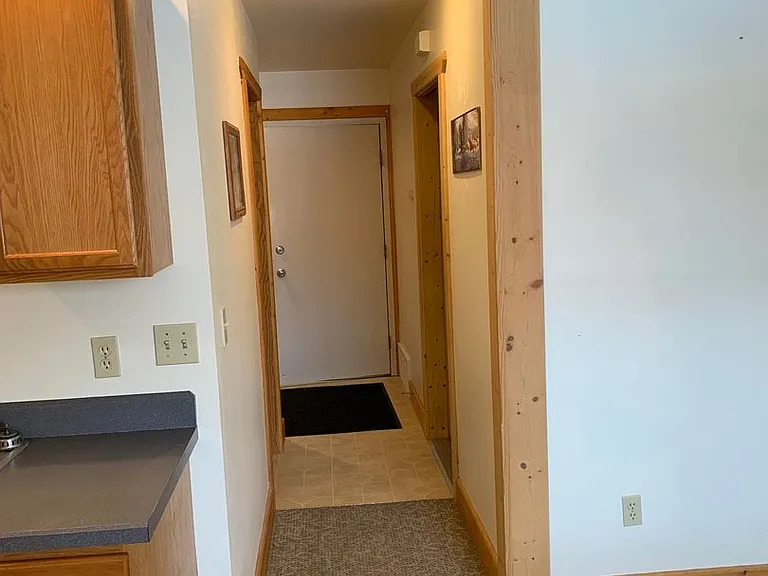 20 N Woodard Ave — Photo 3