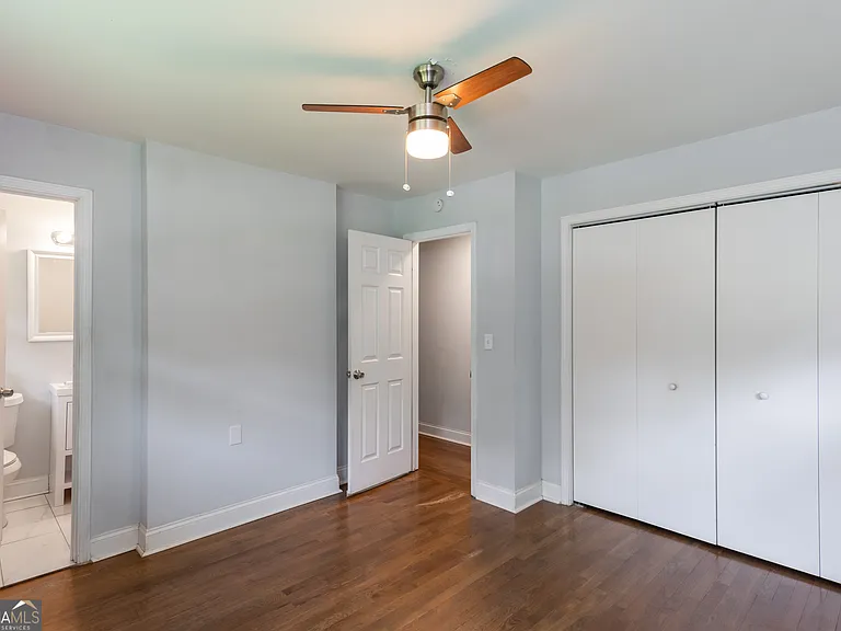 2752 Arrowood Dr #UPSTAIRS — Photo 23