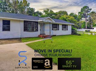 319 Sarah Dr, Warner Robins, GA 31093