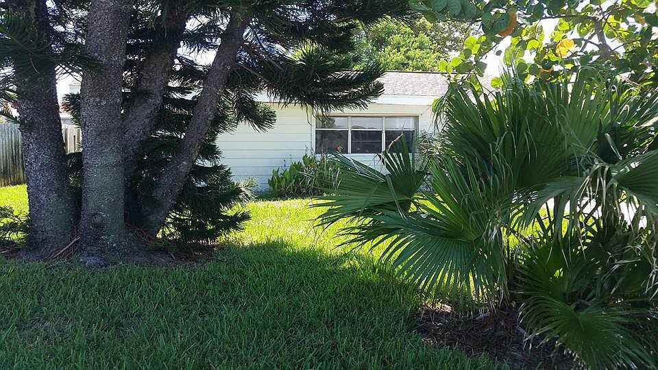 1st image of 18 Hibiscus Dr
