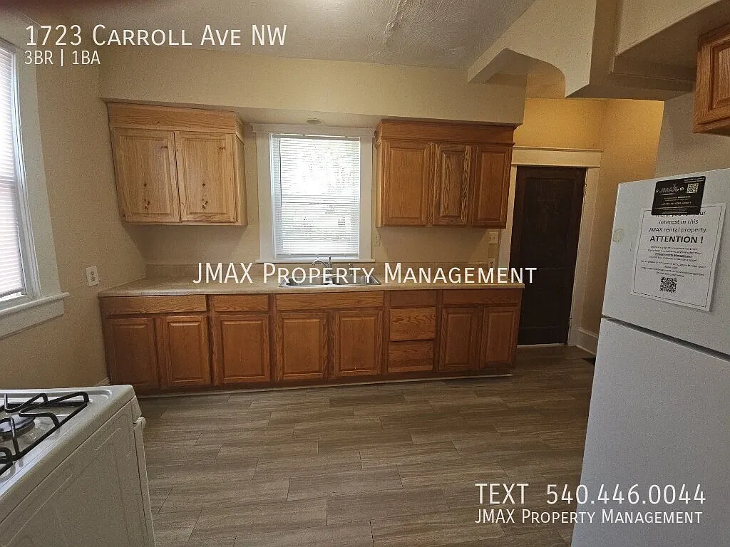 A Little Character, Lots of Charm & Room to Enjoy — Photo 4