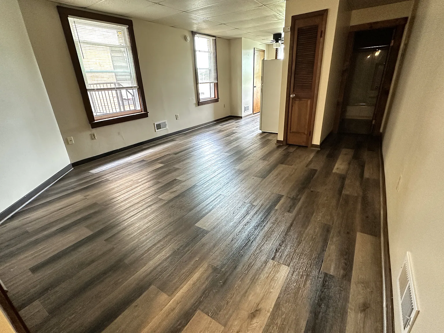 2 bed, 600 sqft, $970 — Photo 2