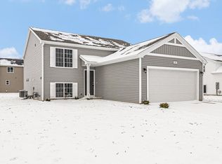 2046 Kristin Ct, Muskegon, MI 49442