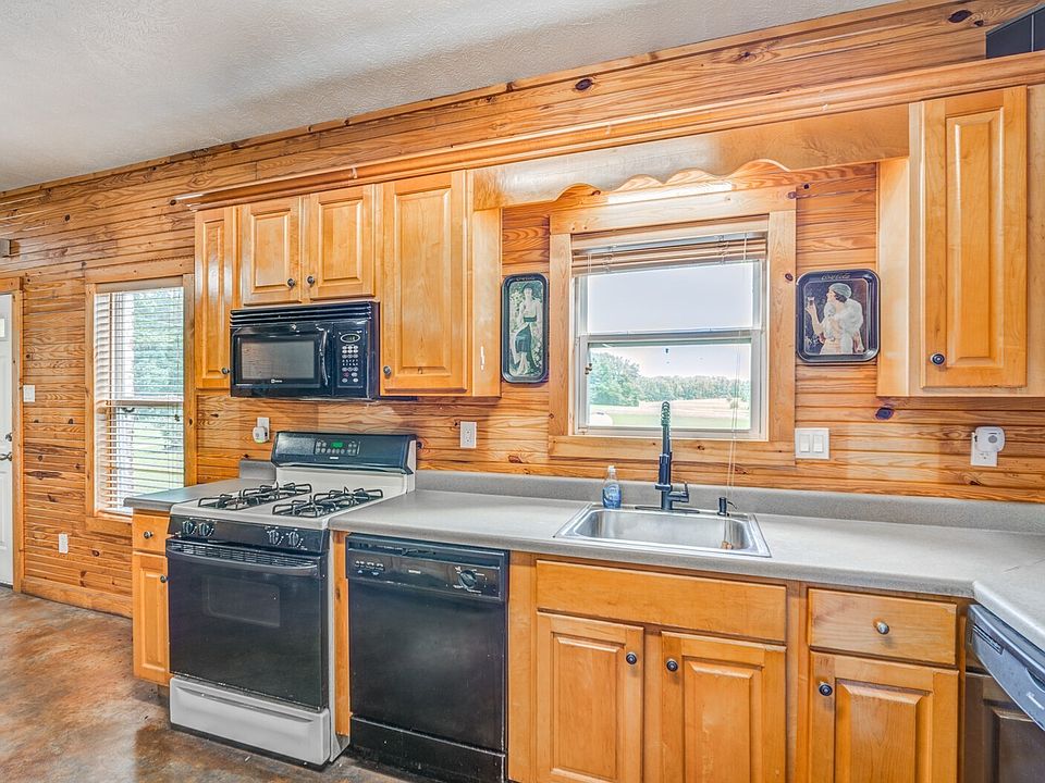 61st image of this home